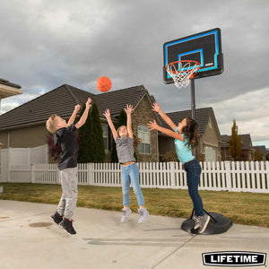 Lifetime 32 Inch (81.28 Cm) Youth Portable Basketball Hoop image 0