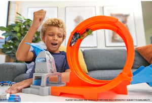 Hot Wheels Loop Stunt Champion Track Set | Dual Track | Double Launcher | Spring-Loaded Ramp | Includes 1 Car | Ages 4+