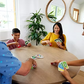 UNO Flex, jeu de cartes idéal pour les soirées jeux en famille, de 2 à 8 joueurs