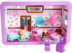 Twozies Café Shadow Box Playset | 2 Baby Figures, 2 Pets & Accessories | Wall-Mount Display