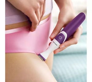 Bikini Genie Cordless Trimmer for Bikini Line, with Shaving Head and Comb image 1