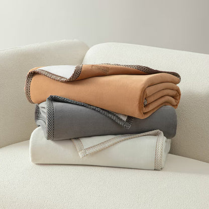 Casual Living Luxe Plush Throw in 3 Colours, 127 X 178 Cm