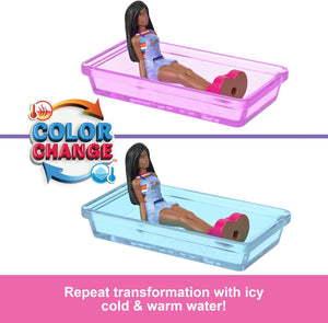 Mini coffret de jeu Barbie Land à collectionner avec une poupée de 3,8 cm et un camping-car de rêve