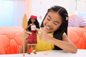 Poupée Moana de Disney Moana 2, l'aventure chantante, avec sa tenue signature