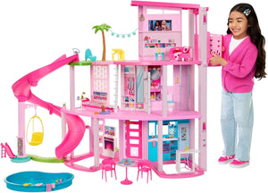 Maison de rêve Barbie, maison de 3 étages avec 10 aires de jeux, dont piscine et toboggan.