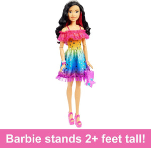 Poupée Barbie grand format aux cheveux noirs, 71 cm, robe et accessoires de coiffure