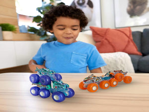 Hot Wheels Monster Trucks Big Rig & Truck Multipack de 4 voitures miniatures en métal moulé sous pression