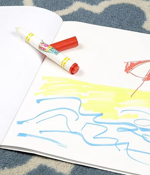 Crayola Colour Wonder Drawing Paper | 30 Sheets | Mess-Free Colouring | Won't Mark Skin or Fabric