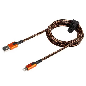 Câble USB vers Lightning Xtorm Xtreme : résistant, charge rapide, 1,5 m, orange