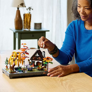 LEGO Icons Jardin de chalet d'automne - Modèle 11372 (18 ans et plus)