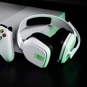 ASTRO A10 Wired Gaming Headset | 40mm Drivers | PS4, Xbox & PC | Flip-to-Mute Mic | Steel Headband