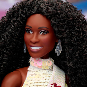 Poupée Barbie Présidente de collection Issa Rae en tenue blanche