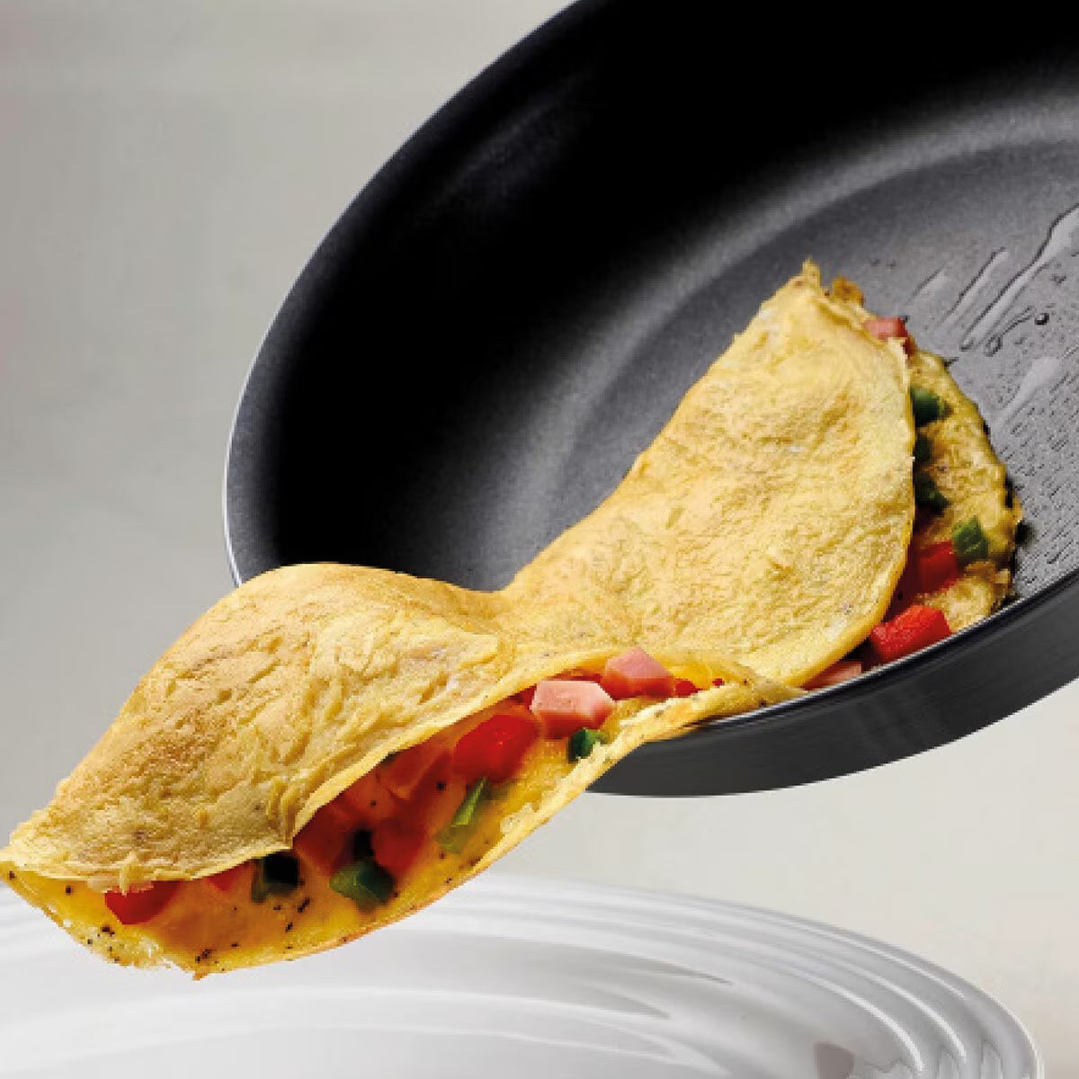 Tramontina Ceramic Hard Anodised Fry Pan Set, 2 Piece image 3