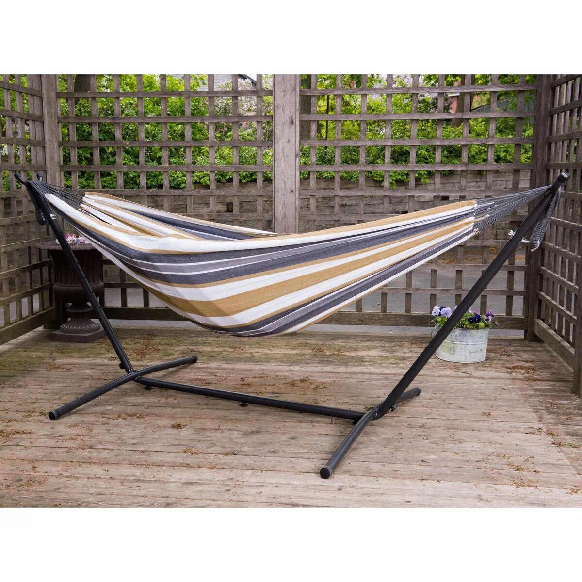 Vivere Cotton Hammock with Steel Frame and Premium Carry Bag (9 Ft) image 3
