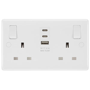 Masterplug Double 13A Switched Sockets with 15W USB a & 2X C Charger Ports, Pack image 0