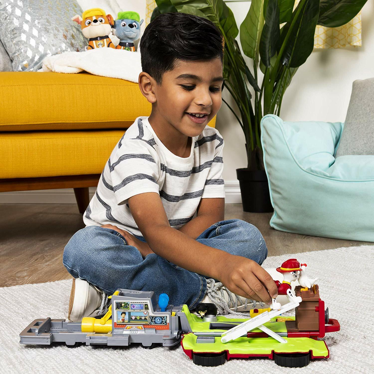 PAW Patrol Marshall’s Ride ‘n’ Rescue Fire Truck image 5