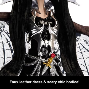 Poupée de collection Elvira de Monster High – Tenue en similicuir noir
