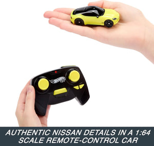 Hot Wheels Nissan Z, voiture télécommandée à piles pour jouer sur ou hors piste