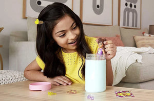 Poupée Barbie Chelsea Color Reveal Série Sable et Soleil