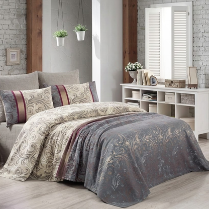 Victoria Hürrem Luxury Duvet Cover Bedding Set – Soft Polycotton – Includes 2 Pillowcases